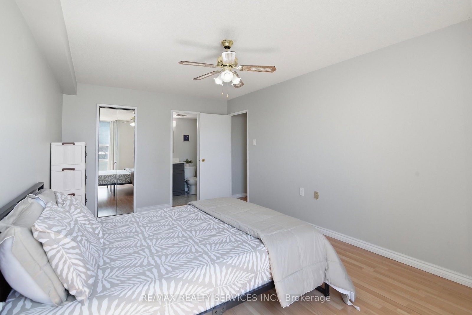 18 Knightsbridge Road, Unit 304 - Photo 28