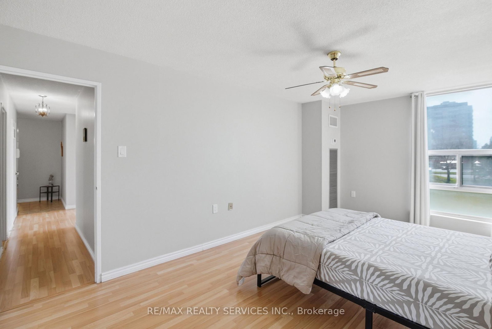 18 Knightsbridge Road, Unit 304 - Photo 31