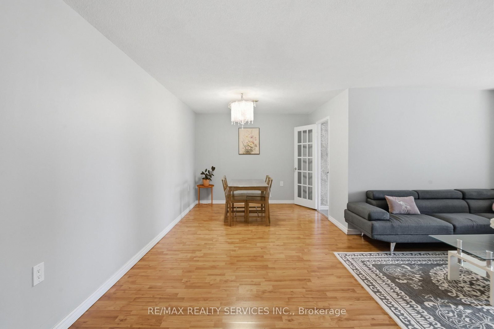 18 Knightsbridge Road, Unit 304 - Photo 8