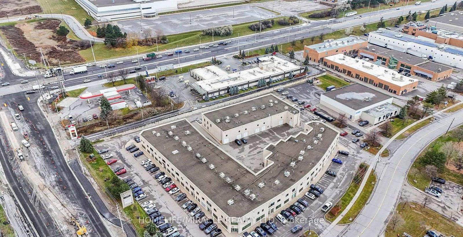 2 Automatic Drive, Unit 112 {Main Floor} - Photo 31