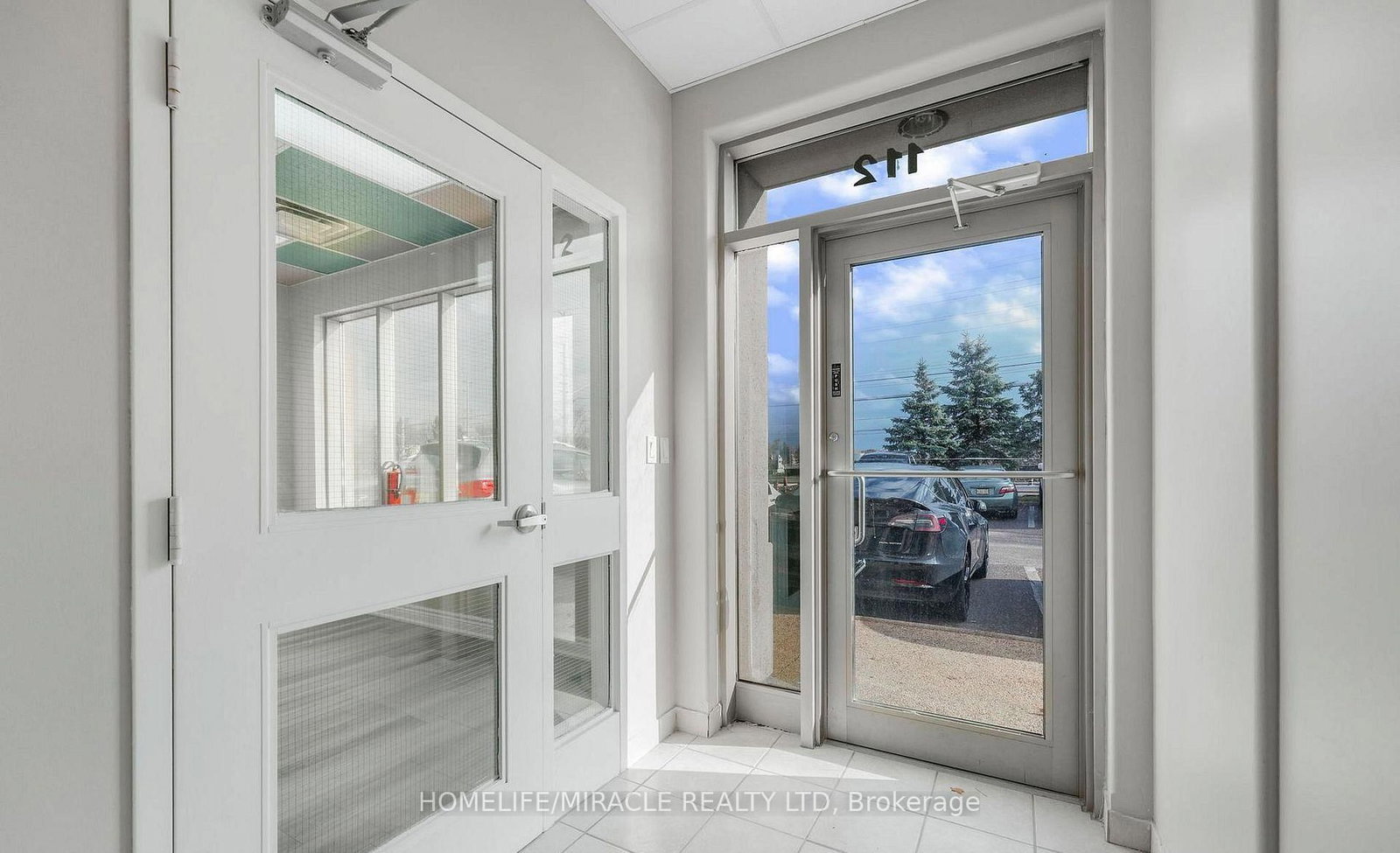 2 Automatic Drive, Unit 112 {Main Floor} - Photo 5