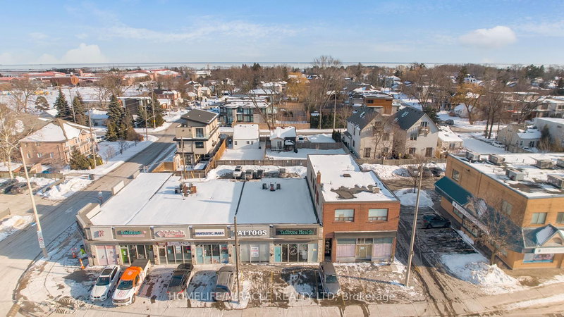 723 Lakeshore Rd E, Mississauga, L5G 1J7 | Image 2