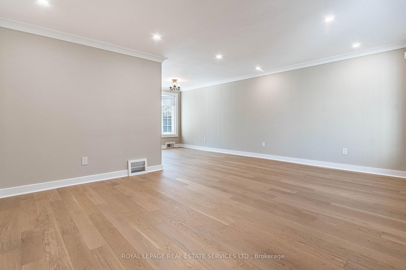 115 Wilson St, Oakville, L6K 3G7 | Image 3