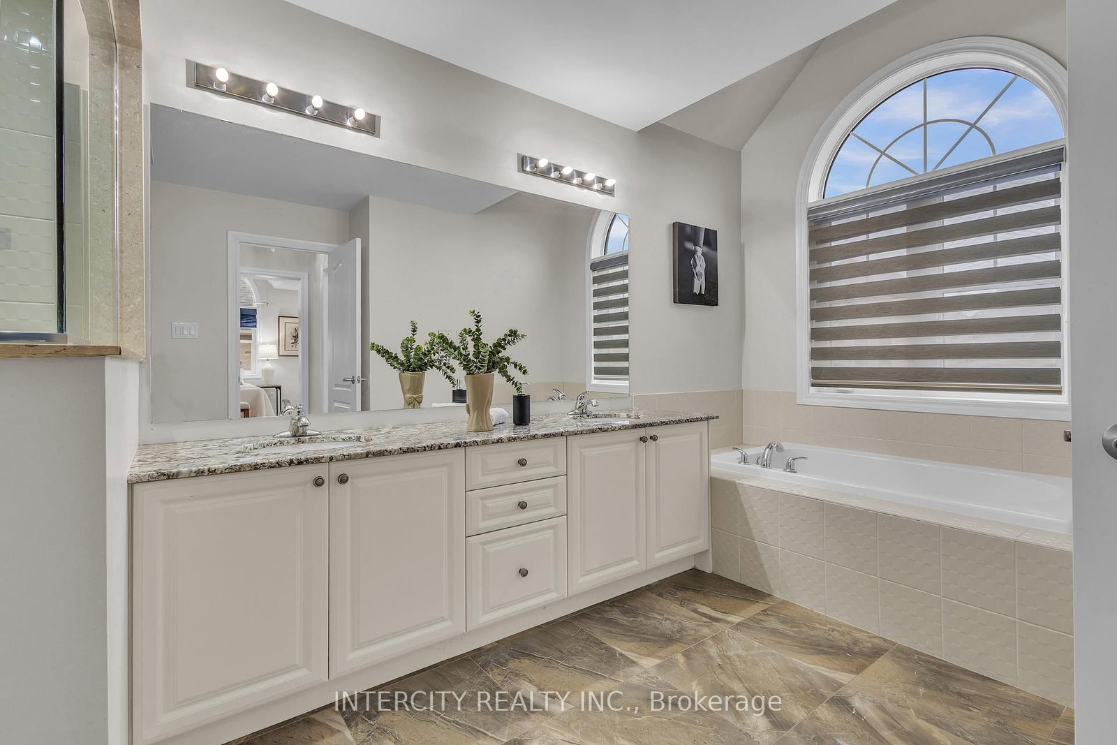 45 Roulette Crescent - Photo 36