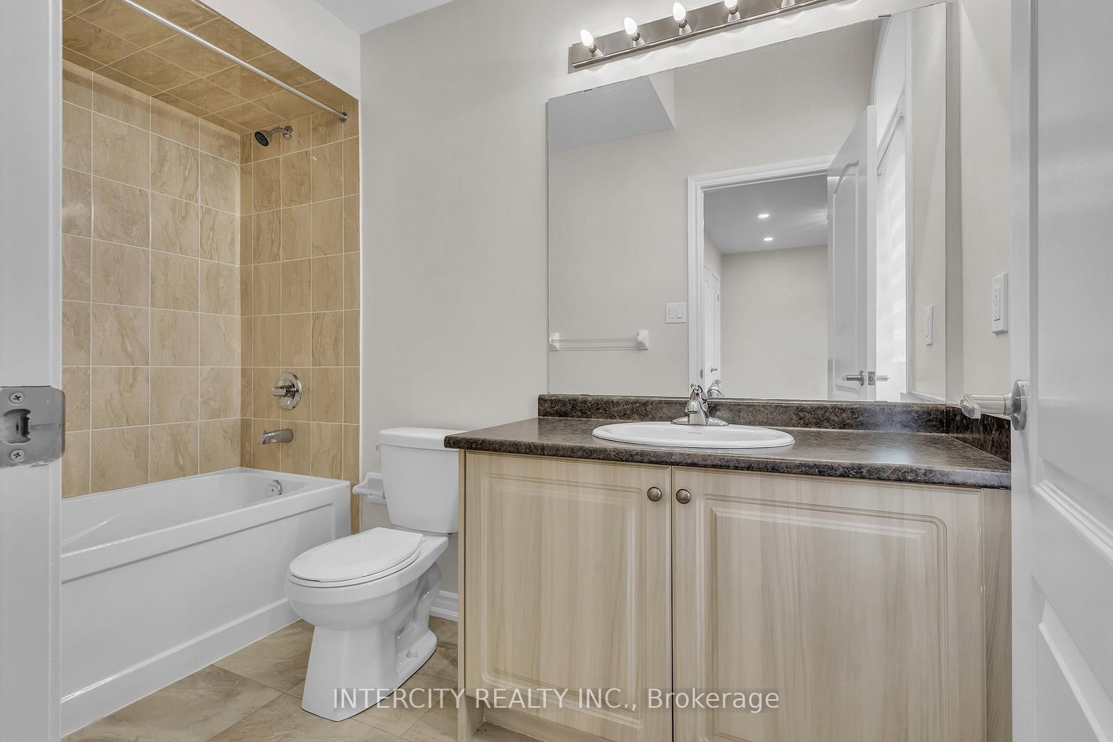 45 Roulette Crescent - Photo 39