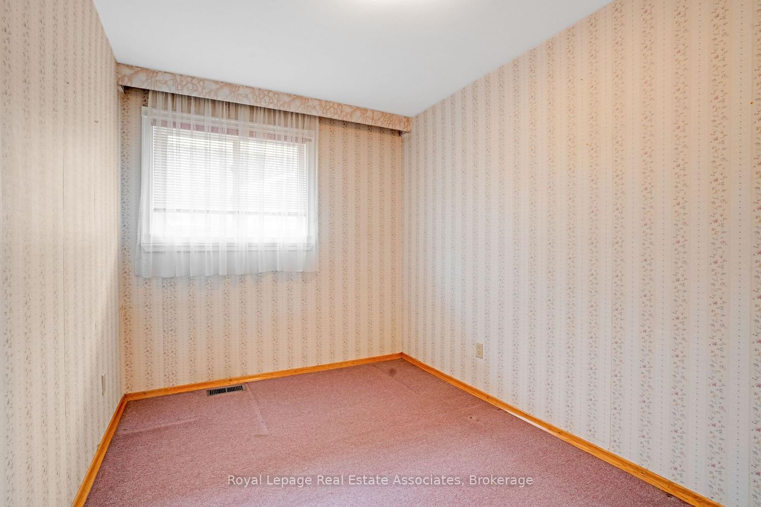 502 Falgarwood Drive - Photo 12