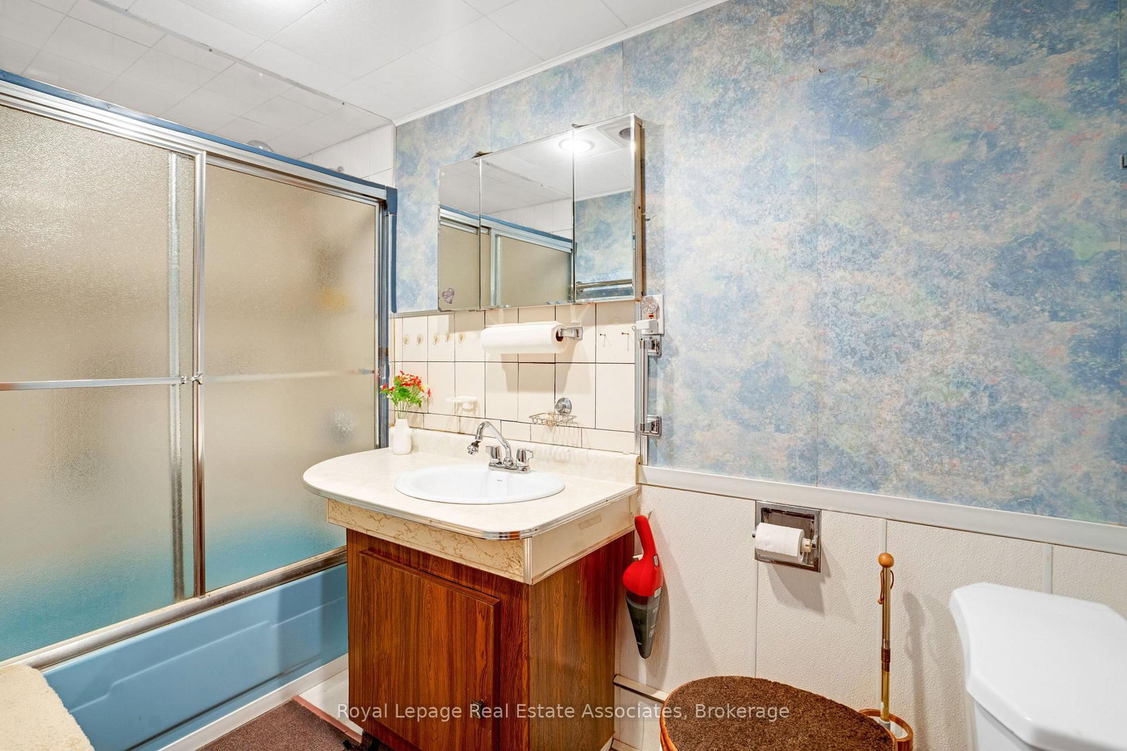 502 Falgarwood Drive - Photo 18