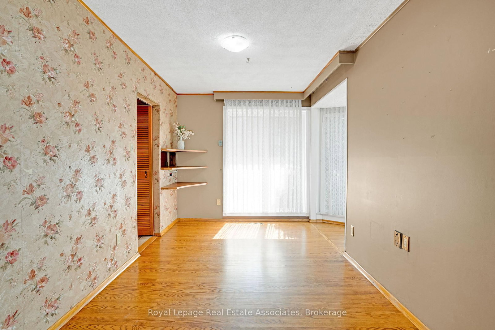 502 Falgarwood Drive - Photo 6