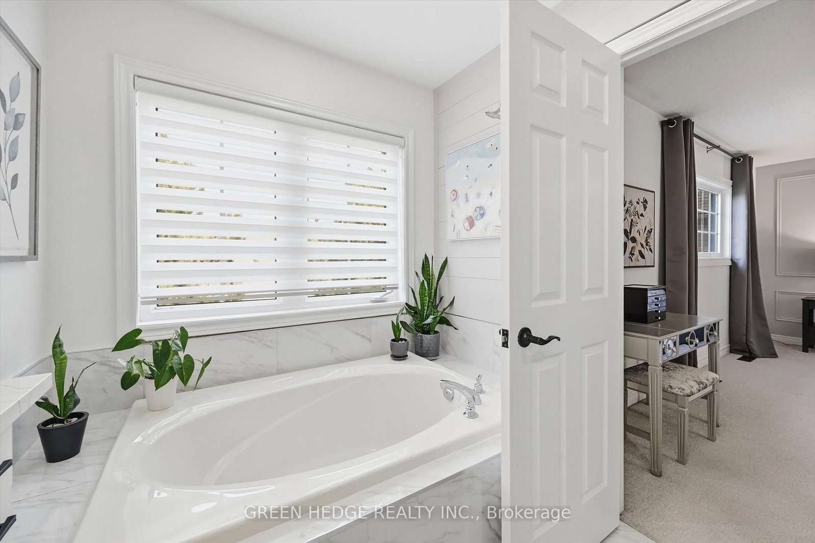 4360 Millcroft Park Drive, Unit 5 - Photo 29