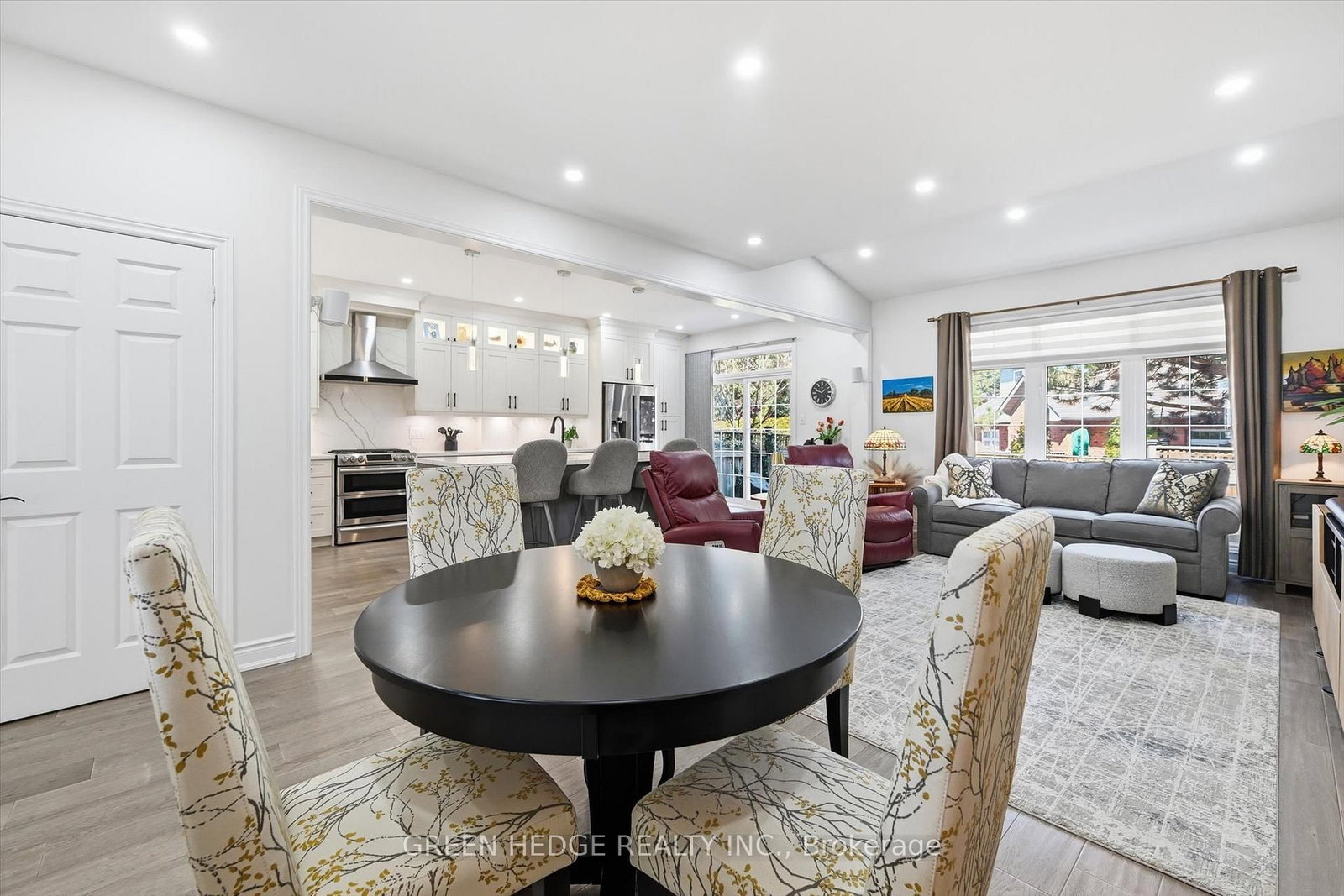 4360 Millcroft Park Drive, Unit 5 - Photo 6