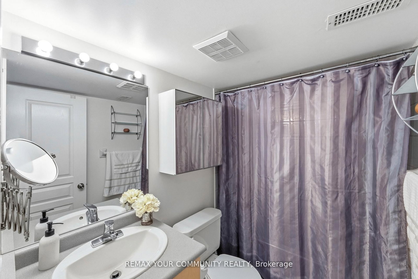 9 Cannes Circle - Photo 40