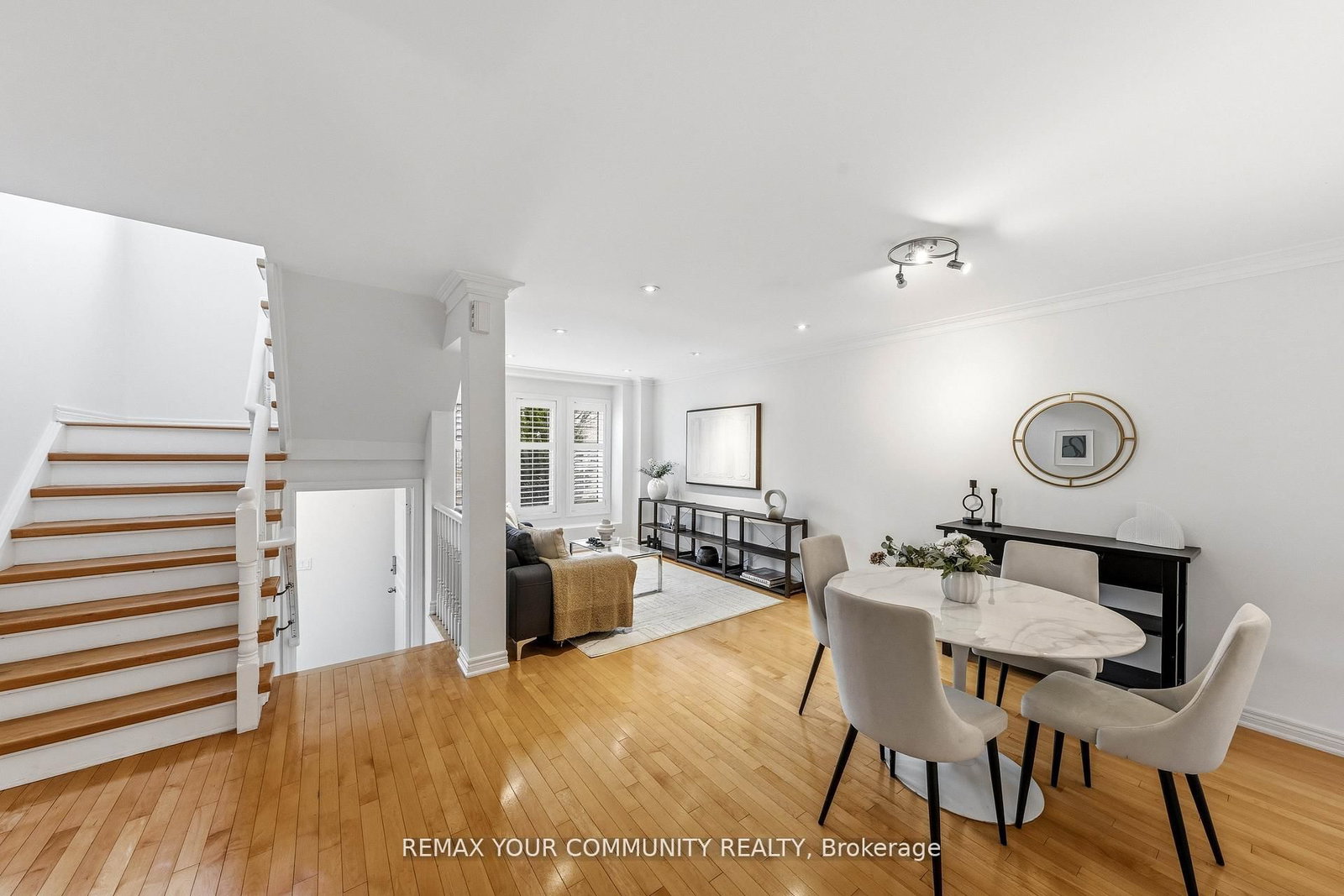 9 Cannes Circle - Photo 8