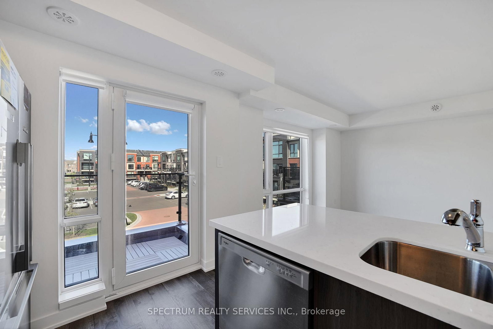 25 Romilly Avenue, Unit 15 - Photo 20