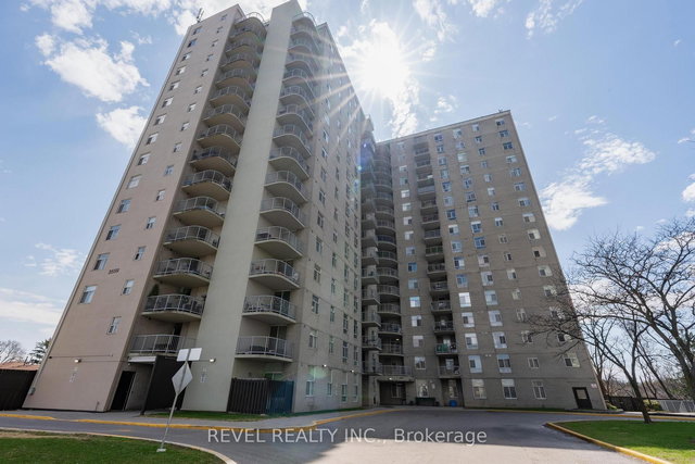 306 - 3559 Eglinton Avenue