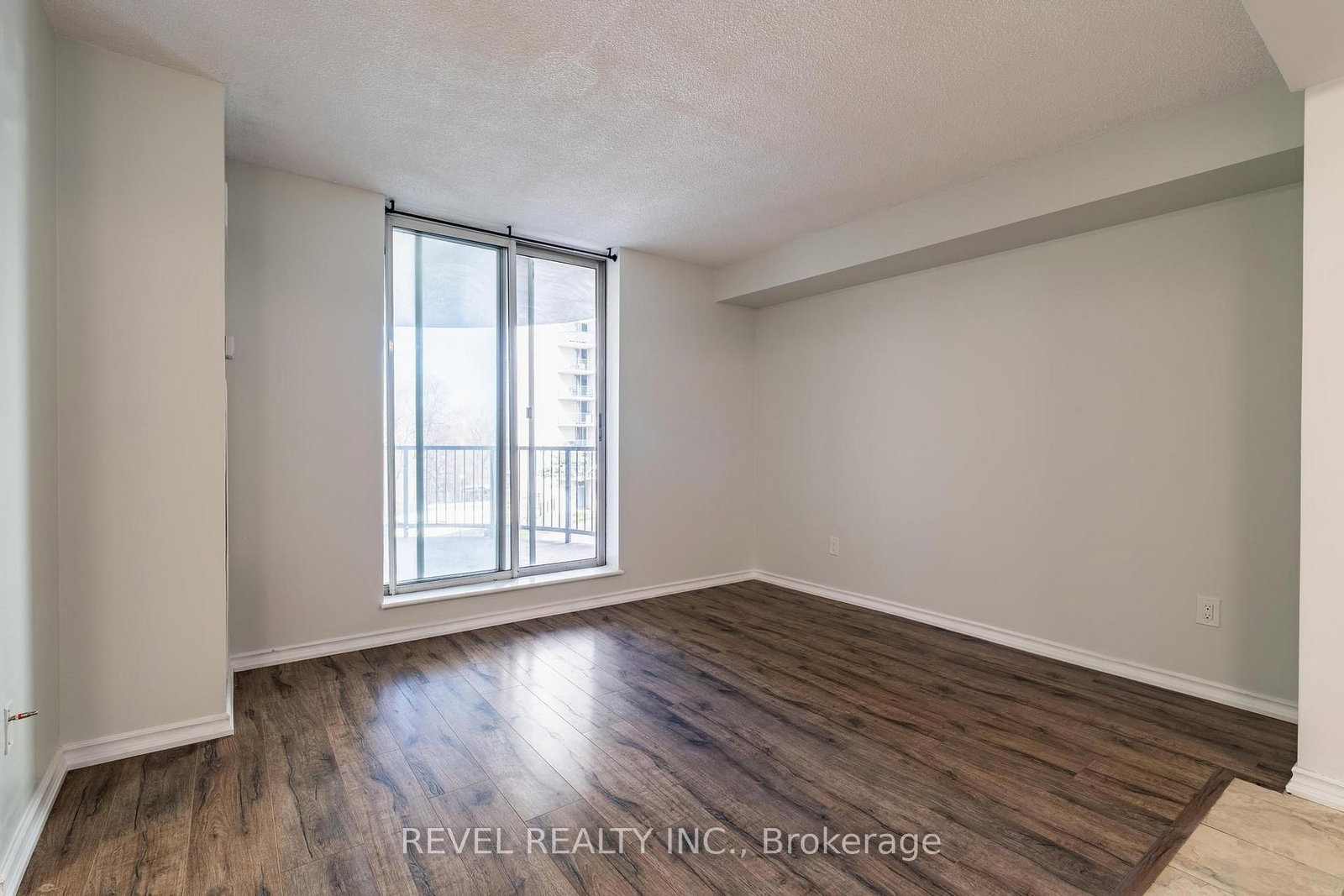 3559 Eglinton Avenue W, Unit 306 - Photo 10