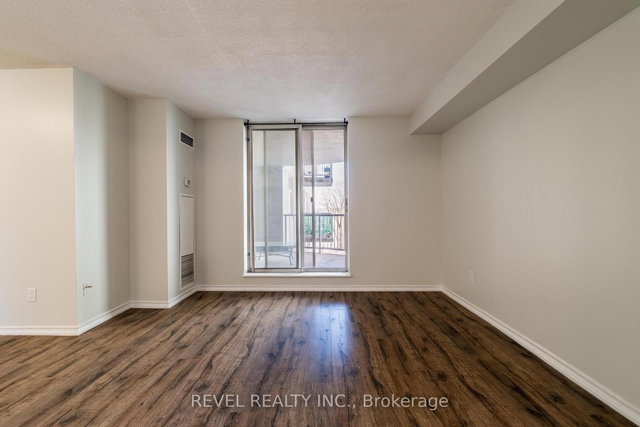 306 - 3559 Eglinton Avenue W