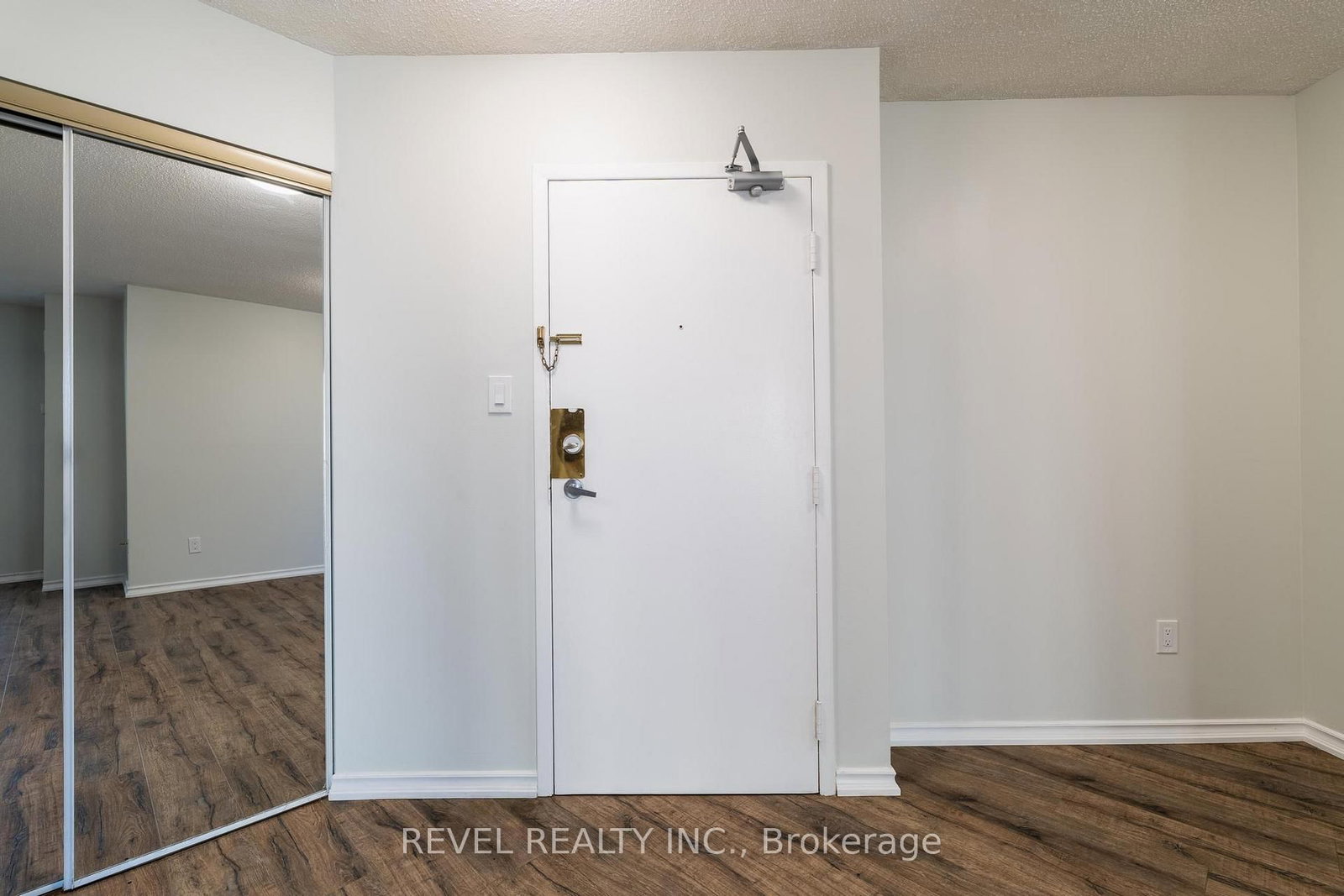3559 Eglinton Avenue W, Unit 306 - Photo 6