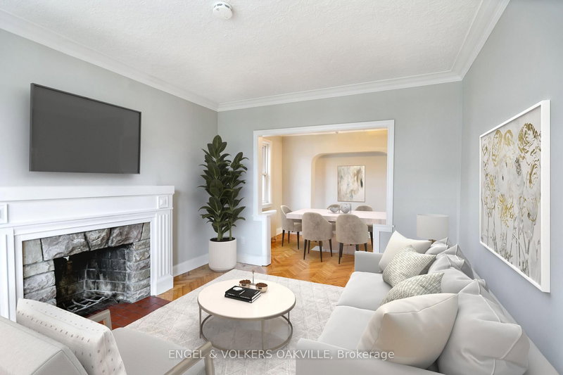 15 Benson Ave, Mississauga, L5H 2P3 | Image 3