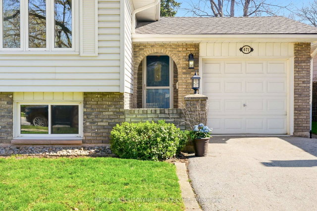 671 Woodview Road