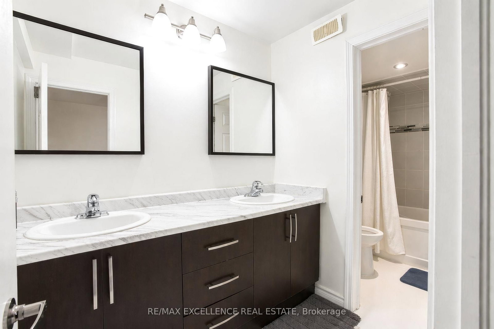 5 Castlegate Boulevard - Photo 28