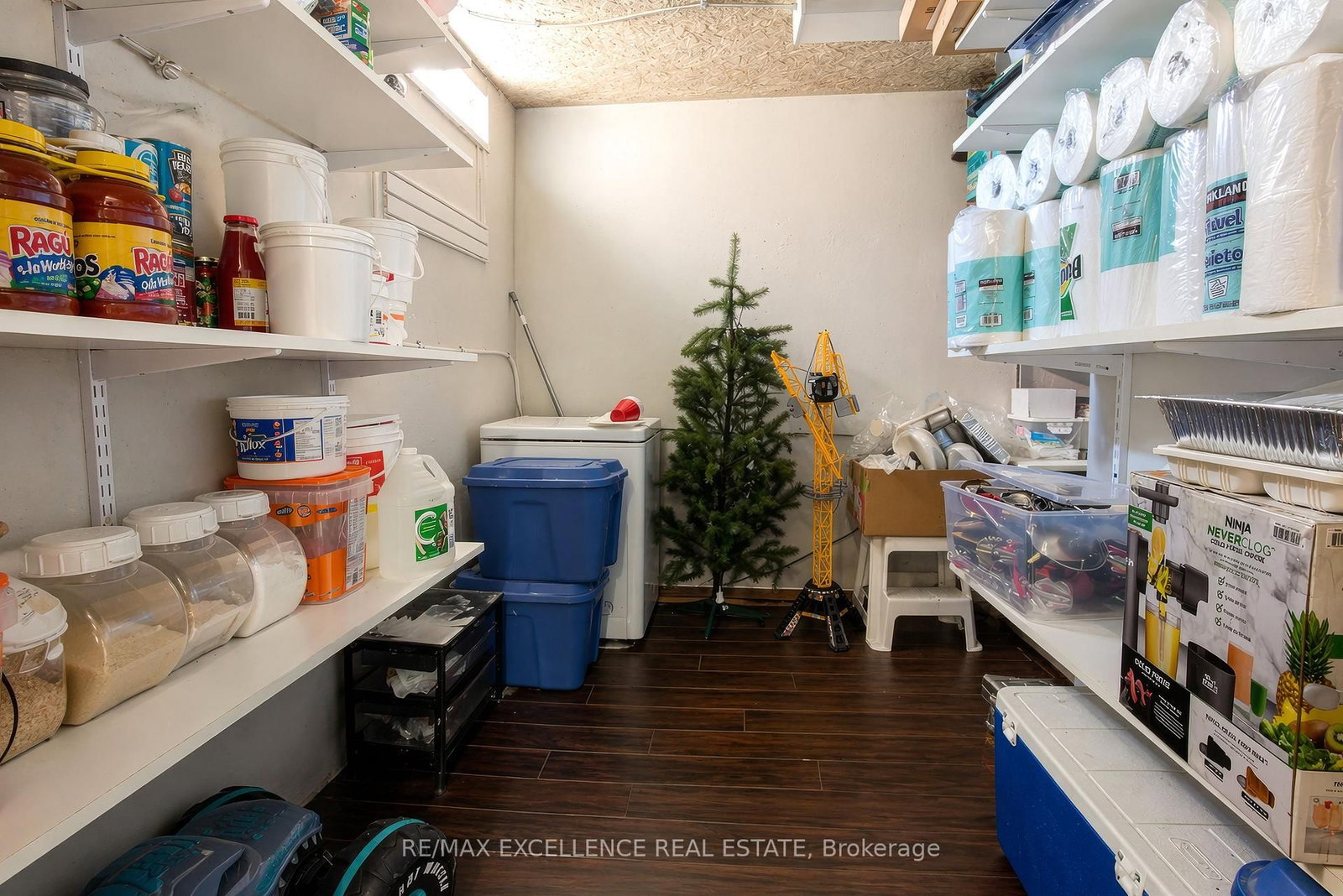 5 Castlegate Boulevard - Photo 30