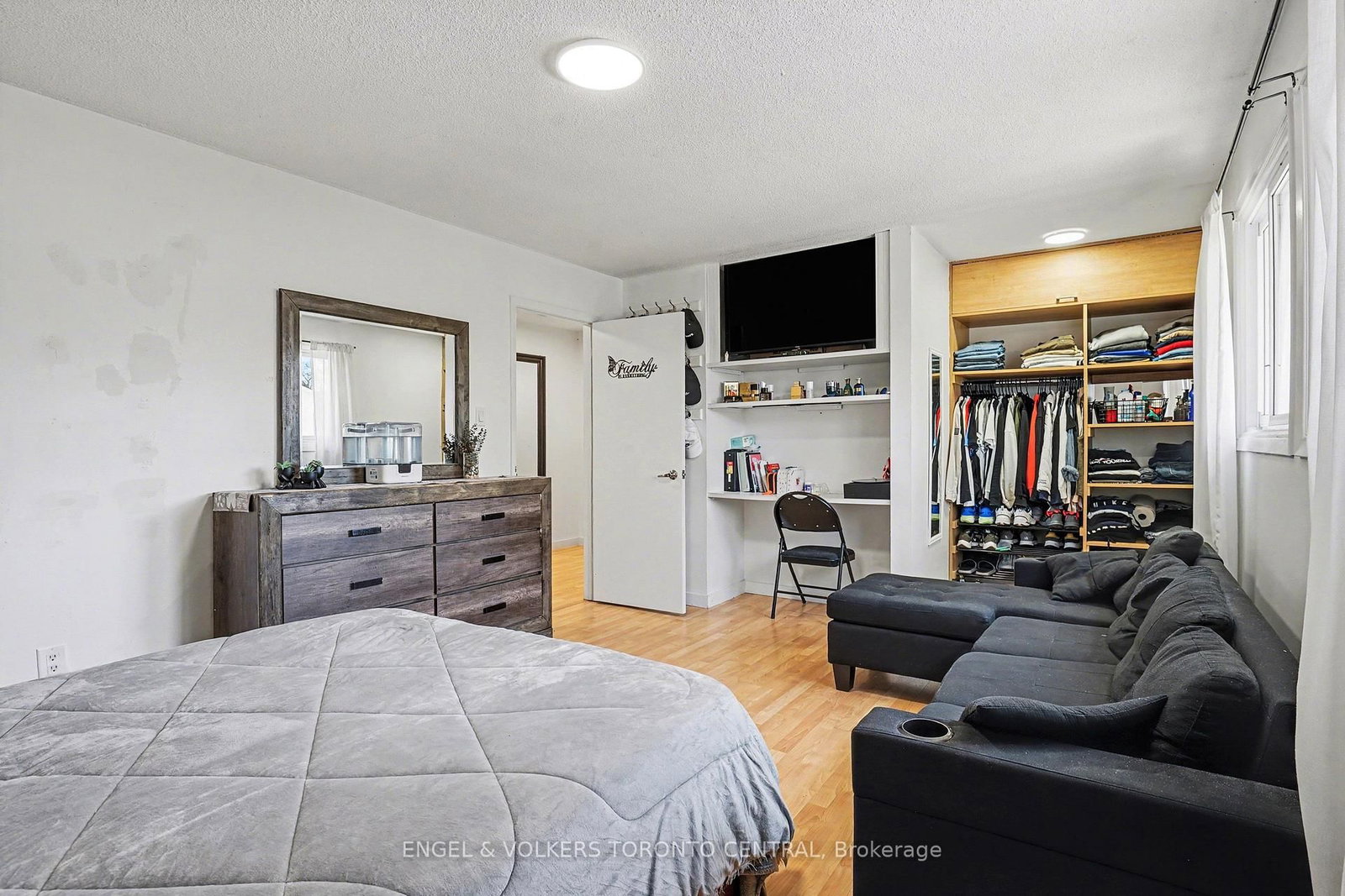 6779 Glen Erin Drive, Unit 19 - Photo 17