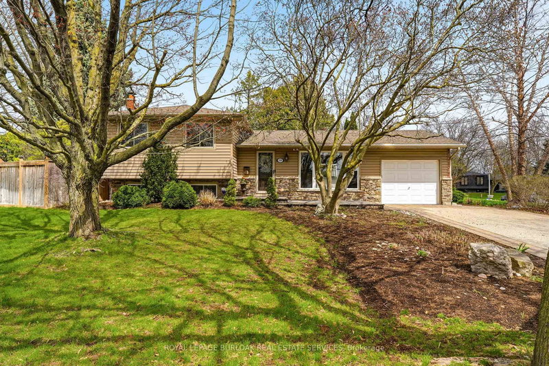 559 Rexway Crt, Burlington, L7N 3B6 | Image 2