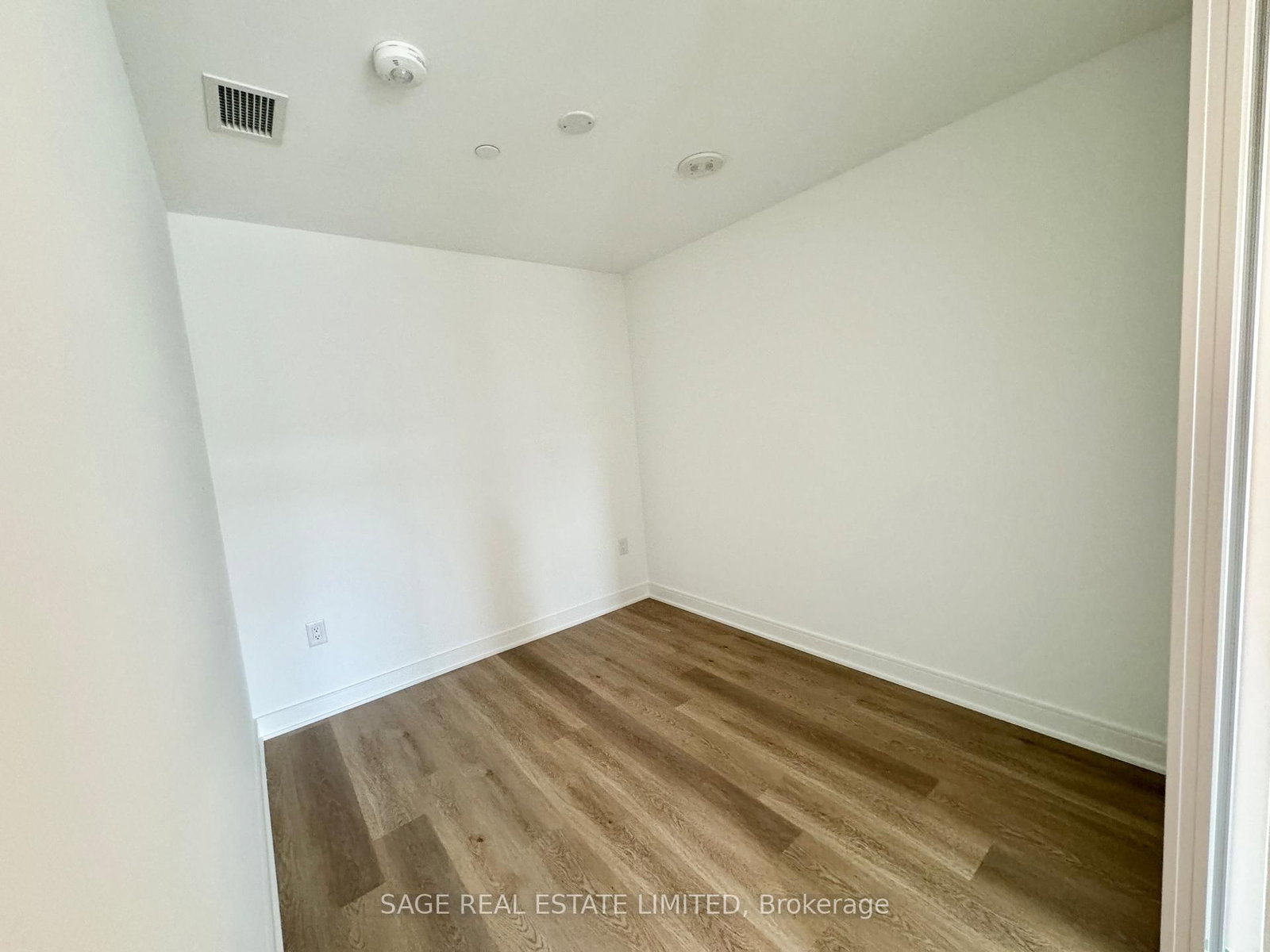 86 Dundas Street E, Unit 806 - Photo 18