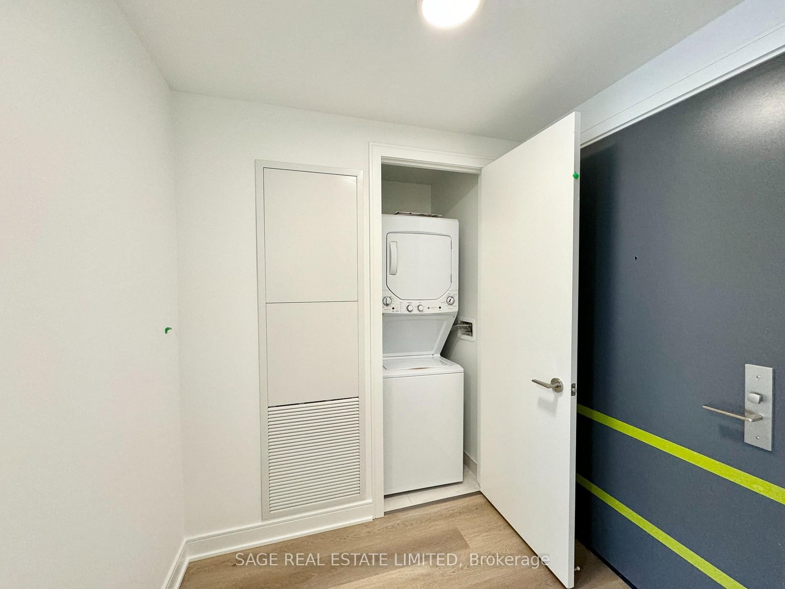 86 Dundas Street E, Unit 806 - Photo 21