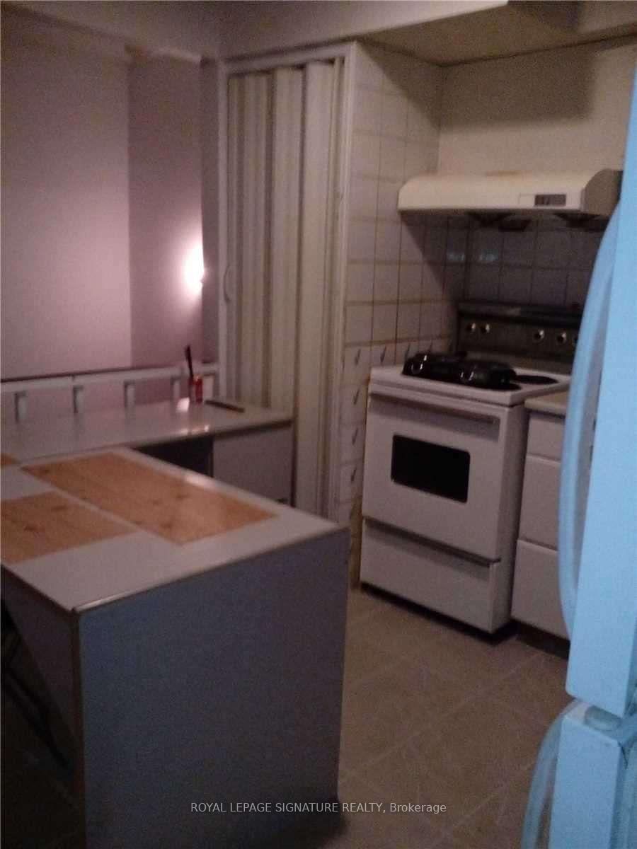 1853 Davenport Road - Photo 13