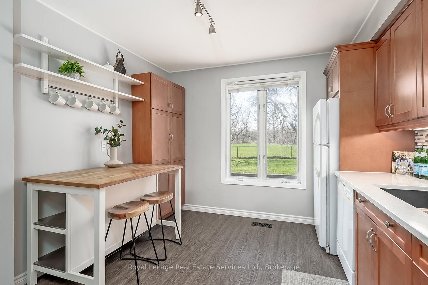 1573 Westminster Place - Photo 10