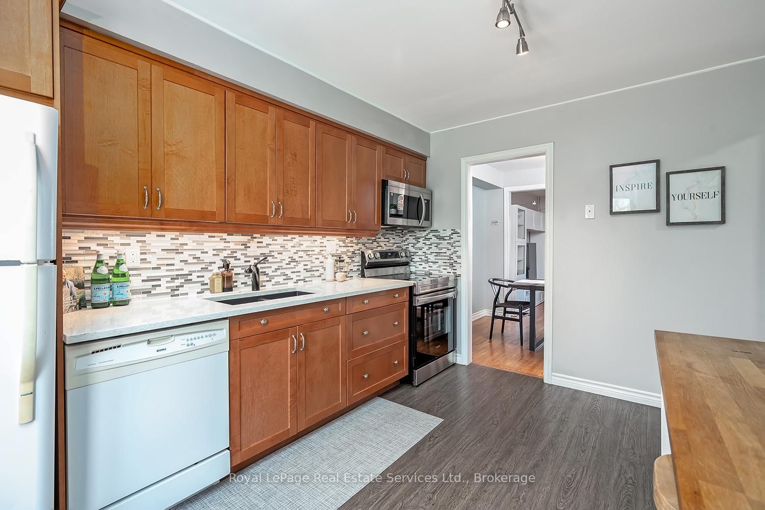 1573 Westminster Place - Photo 11