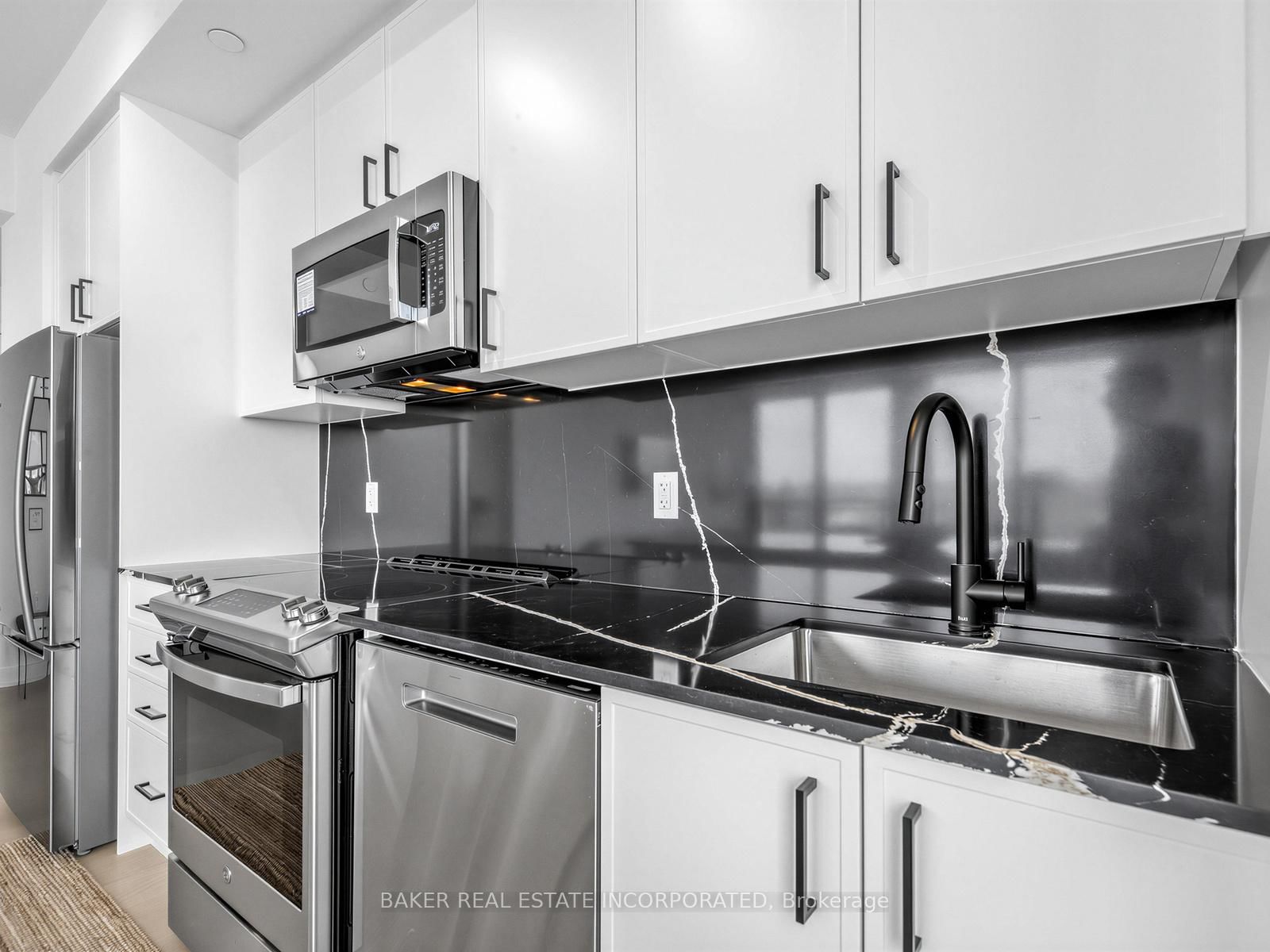 758 Dovercourt Road, Unit 709 - Photo 16