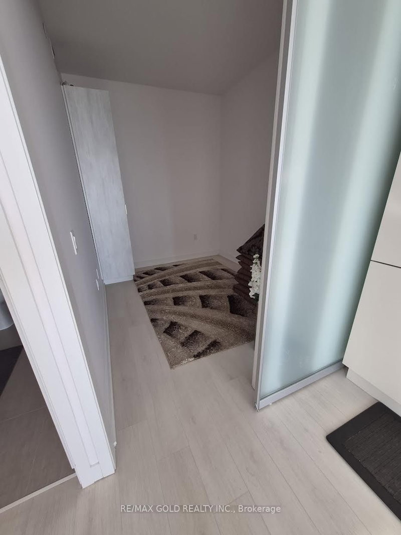 4507 - 3900 Confederation Pkwy, Mississauga, L5B 0M3 | Image 3