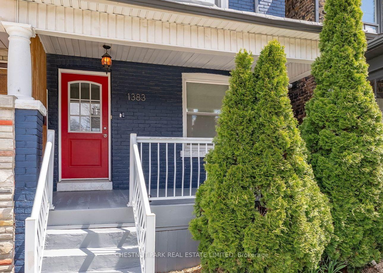 1383 Lansdowne Avenue - Photo 2