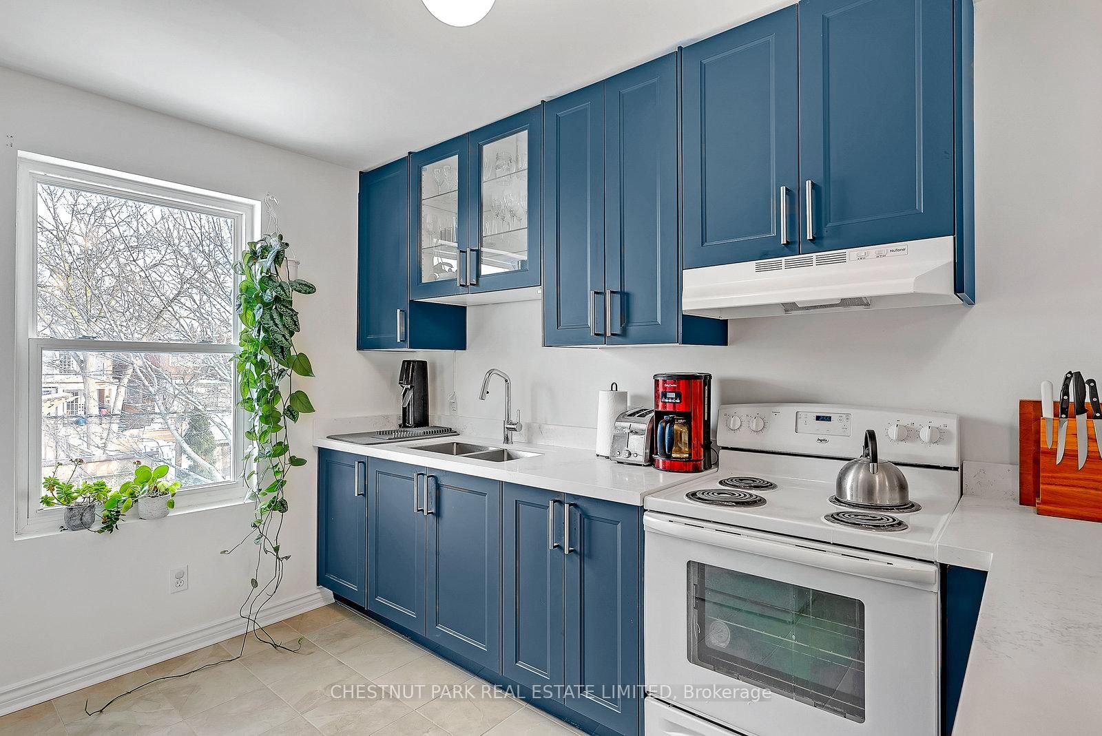 1383 Lansdowne Avenue - Photo 25