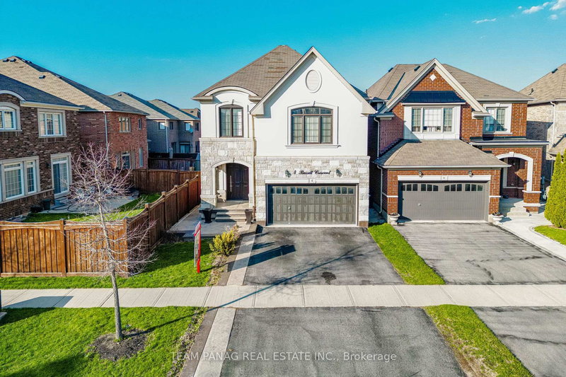 4 Bassett Cres, Brampton, L6X 5G2 | Image 2