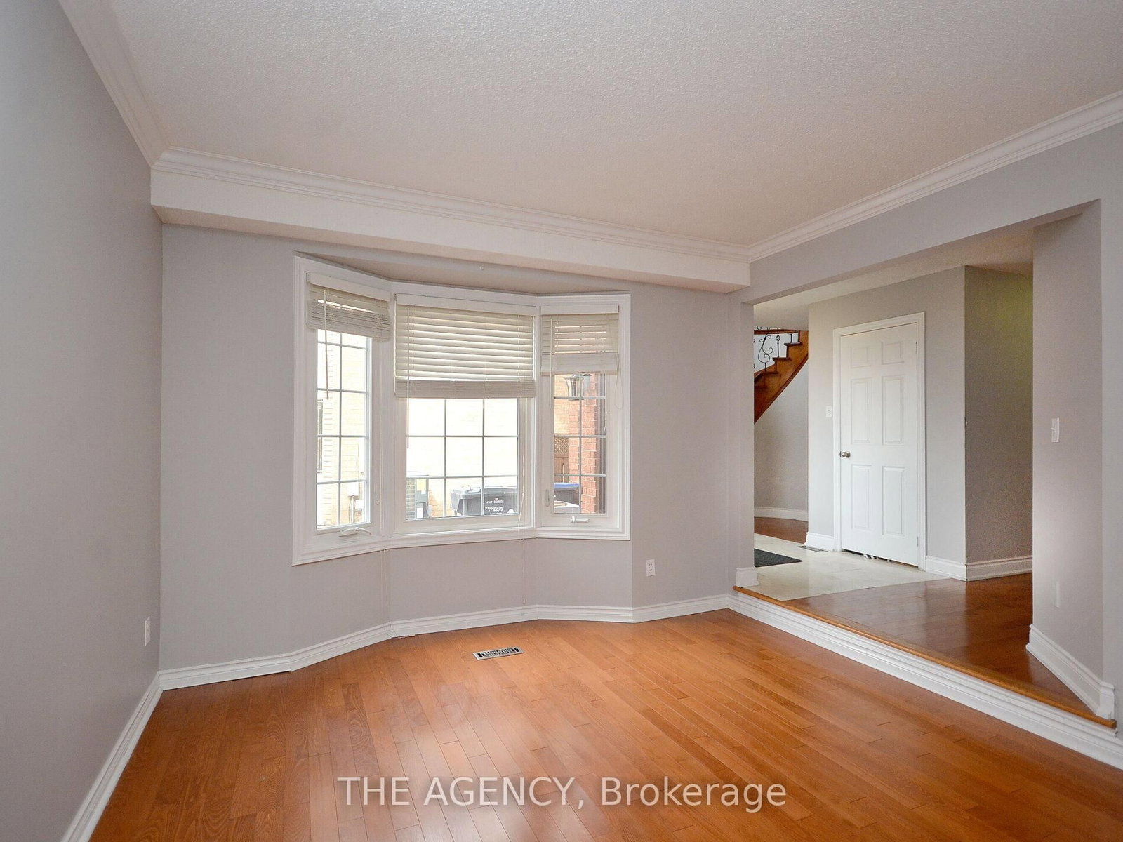 6097 Douguy Boulevard, Unit Upper - Photo 14