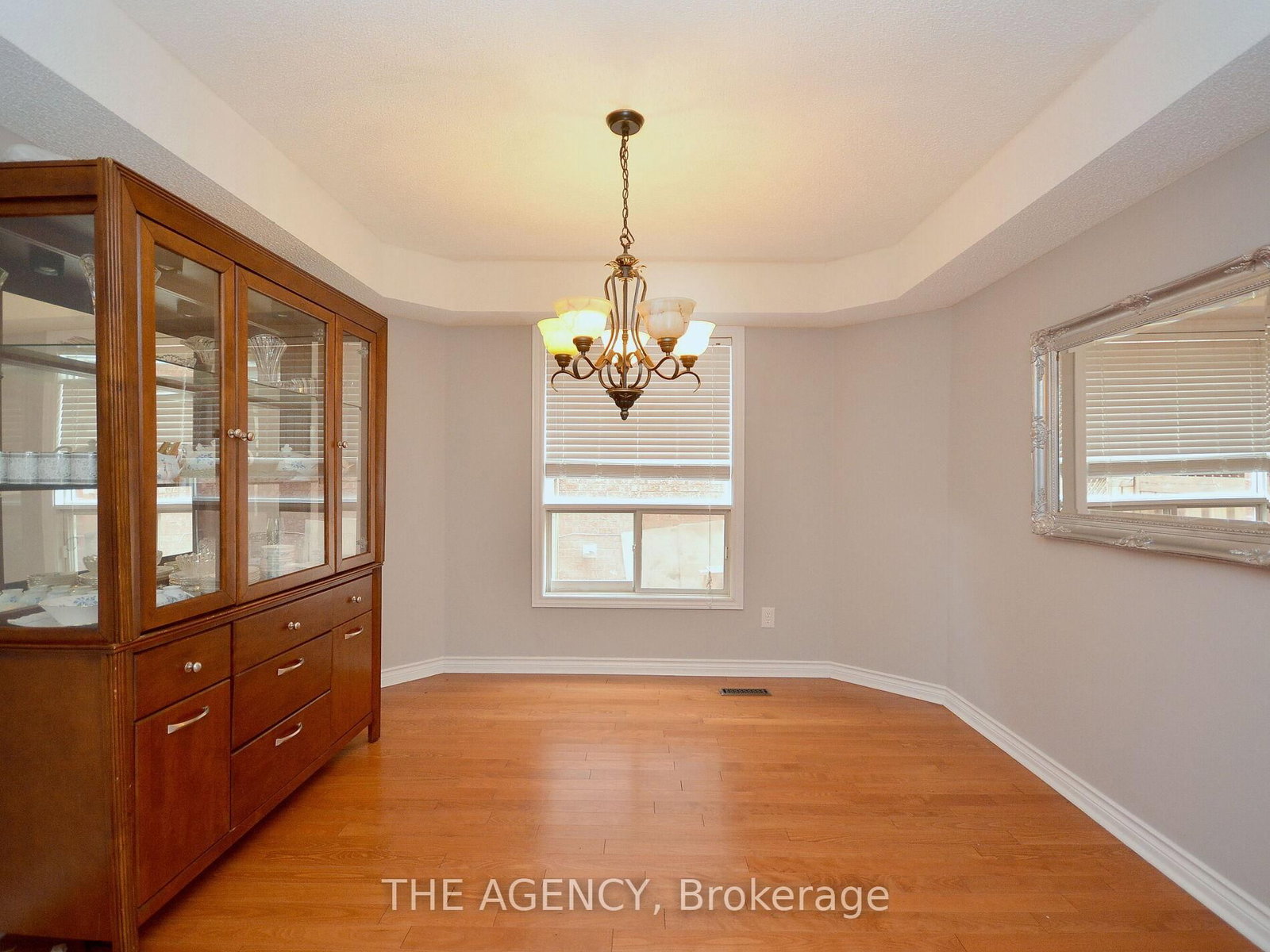 6097 Douguy Boulevard, Unit Upper - Photo 16