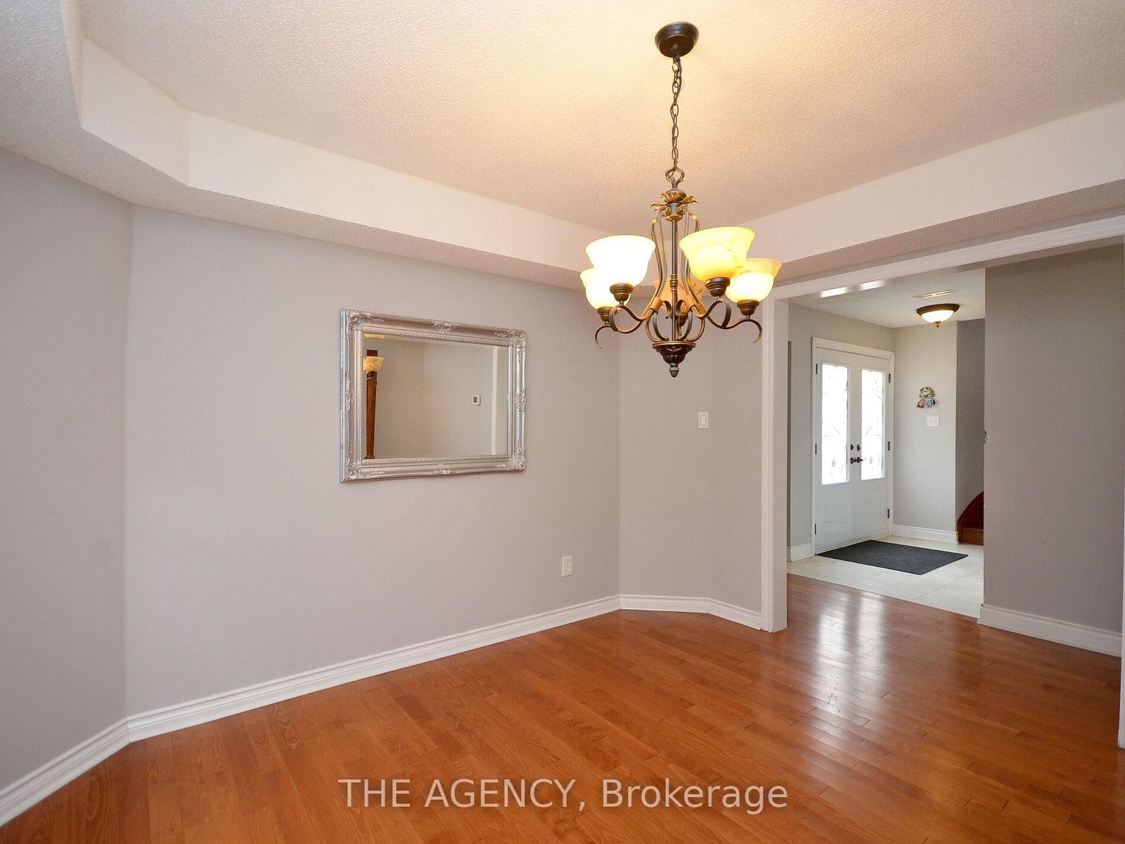 6097 Douguy Boulevard, Unit Upper - Photo 17