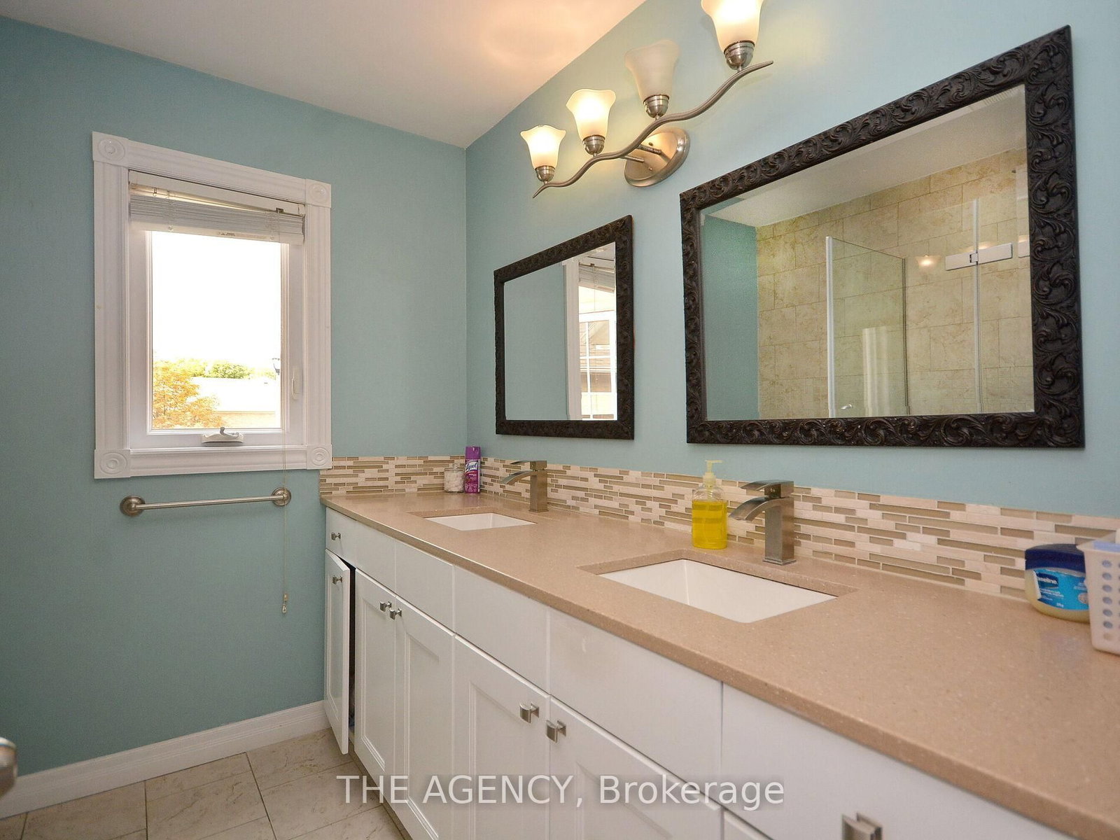 6097 Douguy Boulevard, Unit Upper - Photo 29