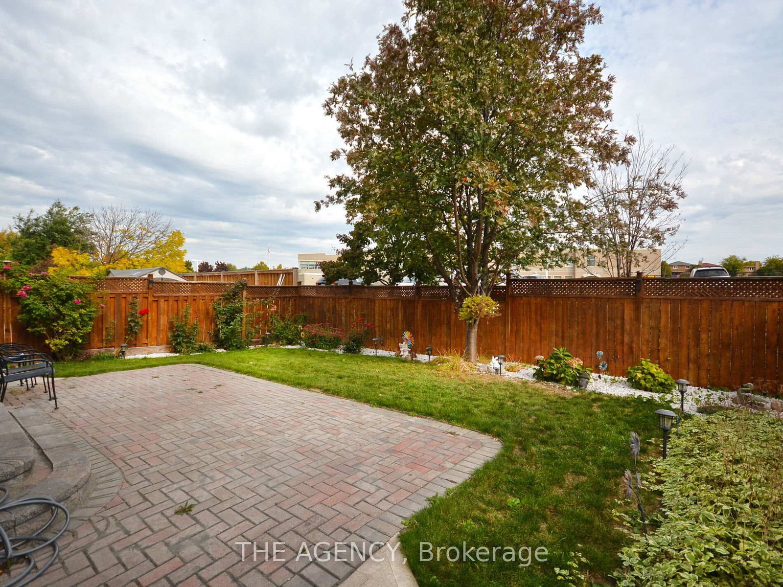 6097 Douguy Boulevard, Unit Upper - Photo 40