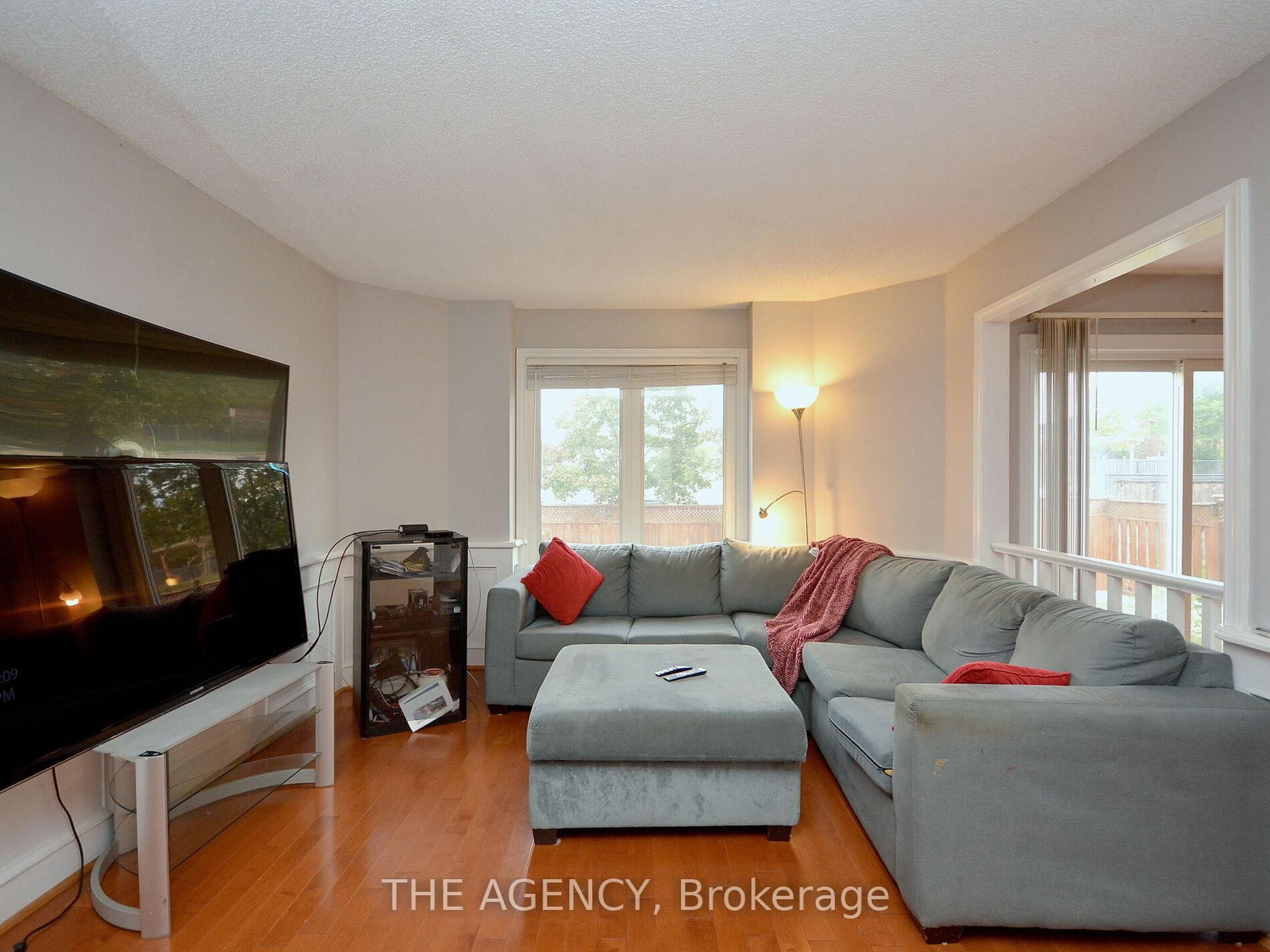 6097 Douguy Boulevard, Unit Upper - Photo 7