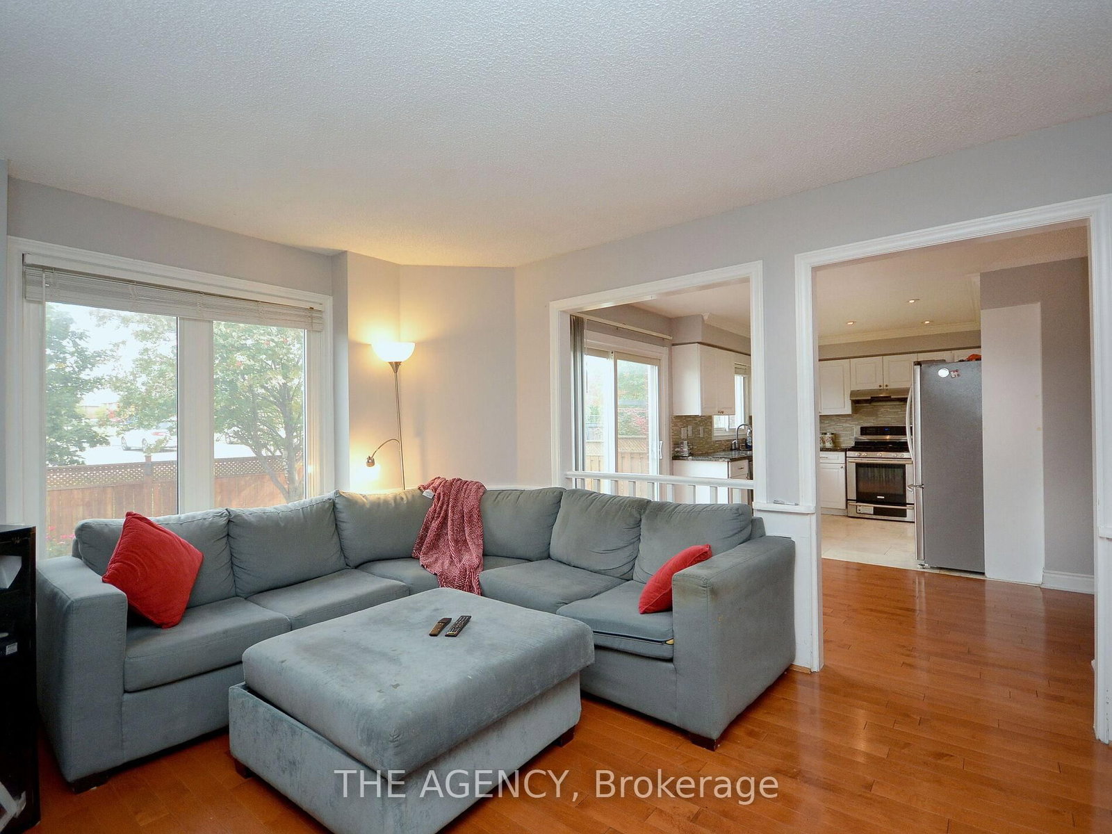 6097 Douguy Boulevard, Unit Upper - Photo 8