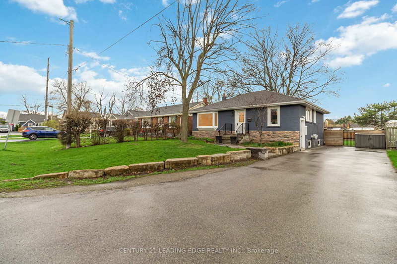 623 WICKENS Ave, Burlington, L7T 3T1 | Image 2