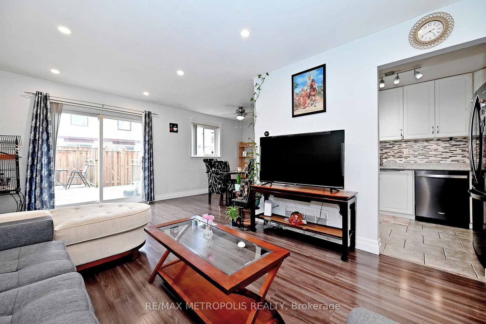 45 Hansen Road N, Unit 83 - Photo 11