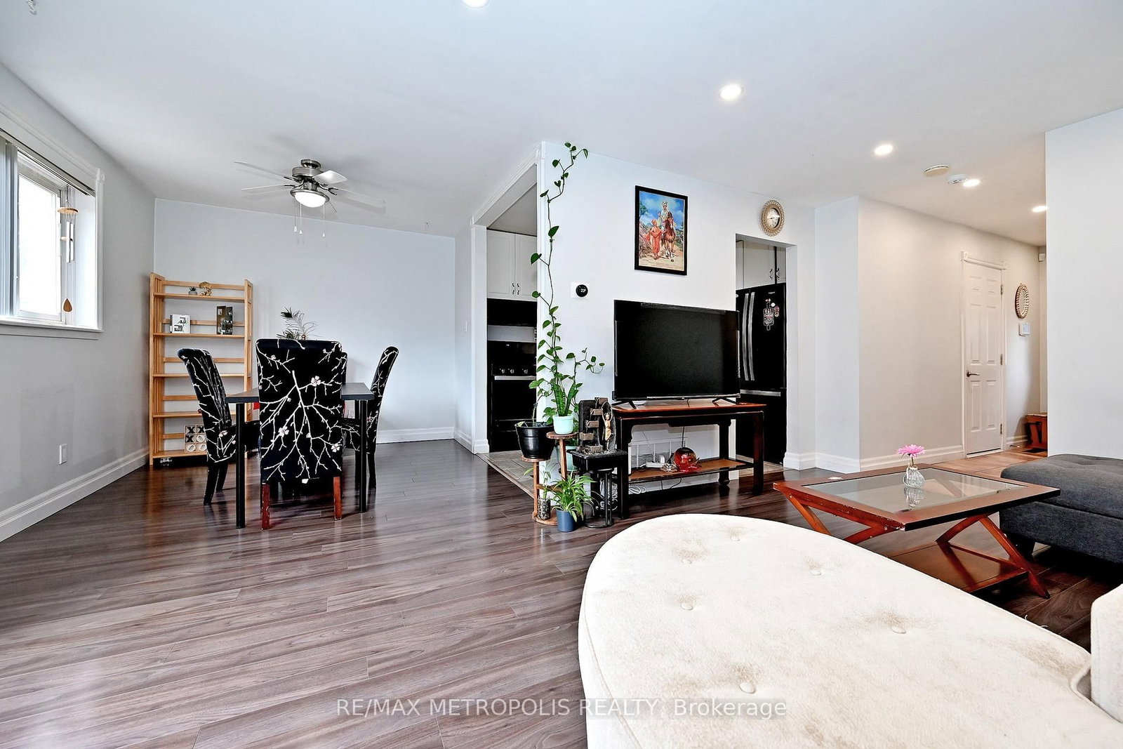 45 Hansen Road N, Unit 83 - Photo 14