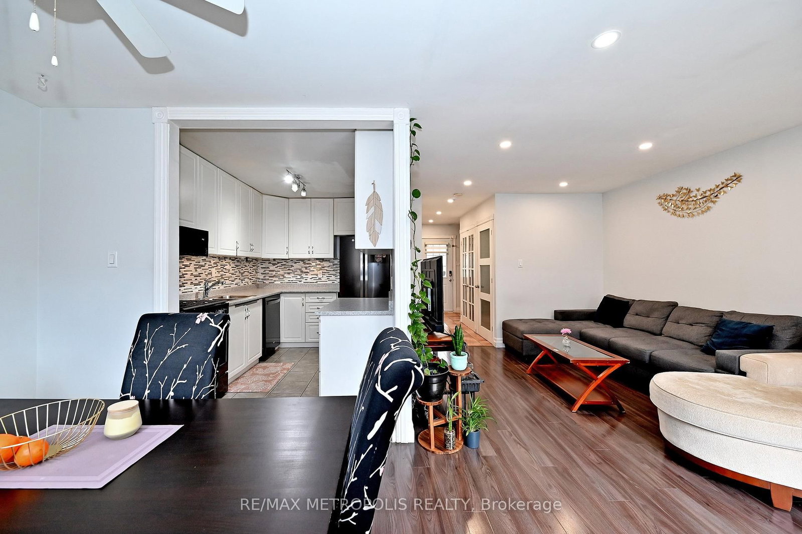 45 Hansen Road N, Unit 83 - Photo 16