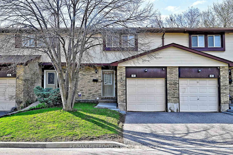 83 - 45 Hansen Rd N, Brampton, L6V 3C5 | Image 2