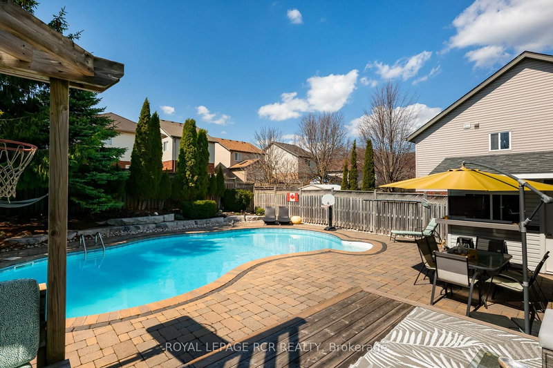 73 Spencer Ave, Orangeville, L9W 5E7 | Image 2